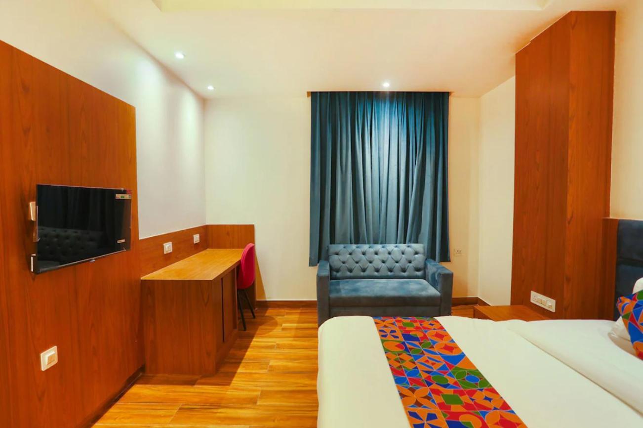 Hotel Swarn Bhoomi Kanpur Ngoại thất bức ảnh