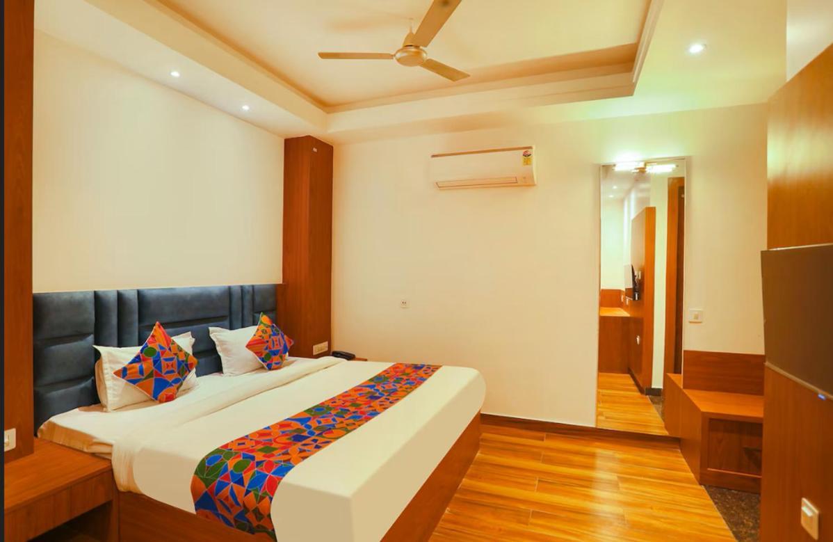 Hotel Swarn Bhoomi Kanpur Ngoại thất bức ảnh