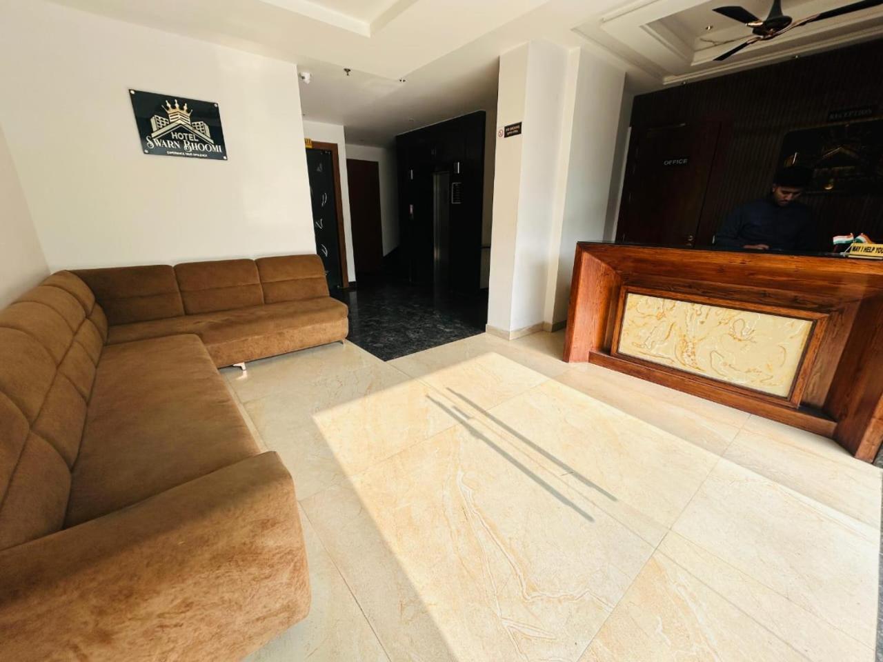 Hotel Swarn Bhoomi Kanpur Ngoại thất bức ảnh
