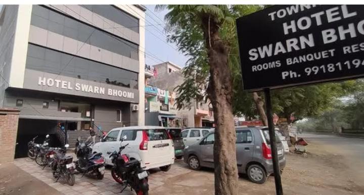 Hotel Swarn Bhoomi Kanpur Ngoại thất bức ảnh
